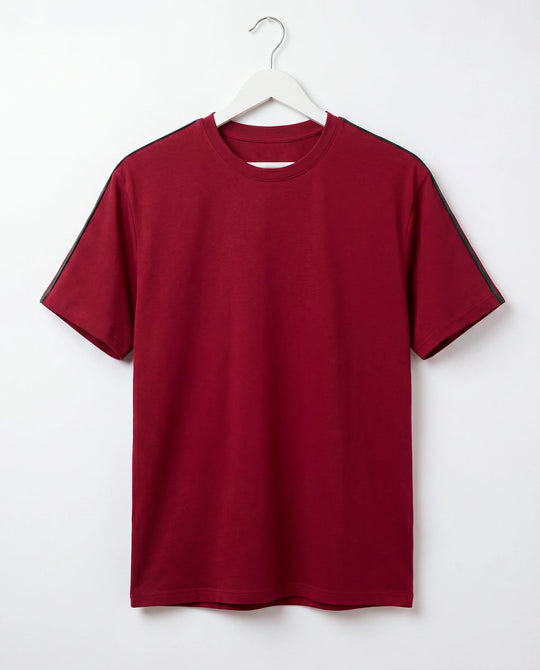 T-shirt FINALMENTE. VERMELHA